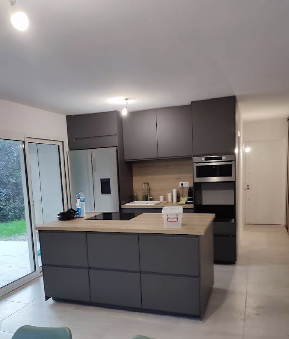 Cuisine rénovée par MB Rénovation 13